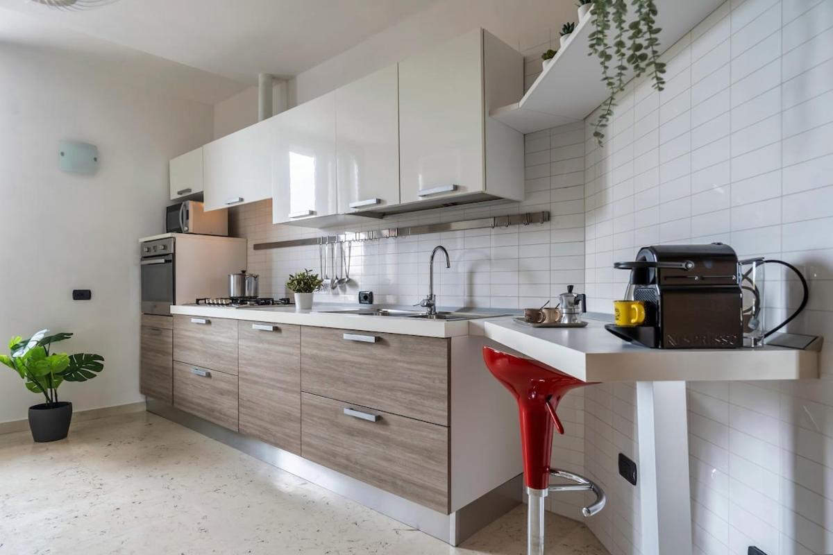Station-duomo - Two Bedrooms & Terrace Milan